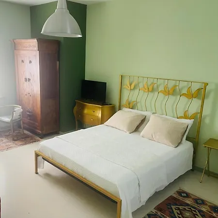 아파트 Cascina Ambrosia Residenza D'epoca *