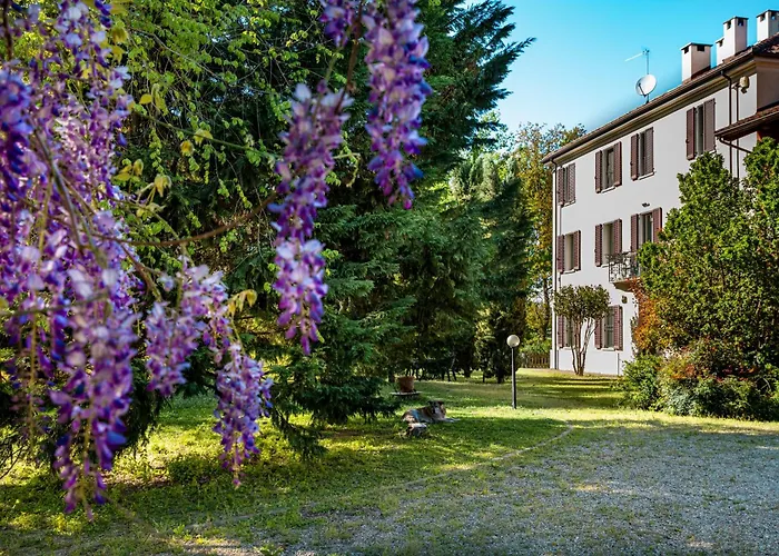 Cascina Ambrosia Residenza D'epoca *