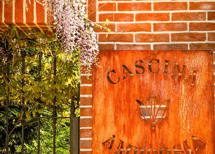 Cascina Ambrosia Residenza D'epoca * Asti